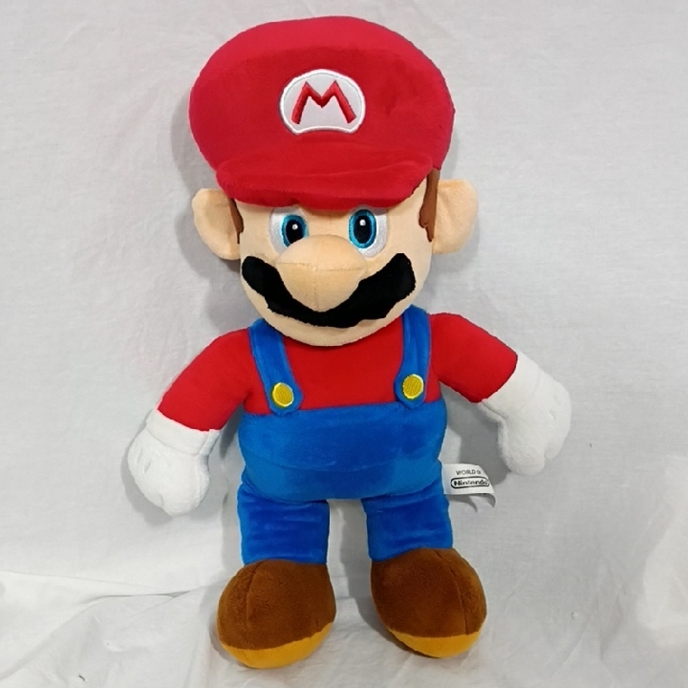 EUC Super Mario Big Plush Nintendo Licensed Plush Stuffed Big Size Mario 17.7 in